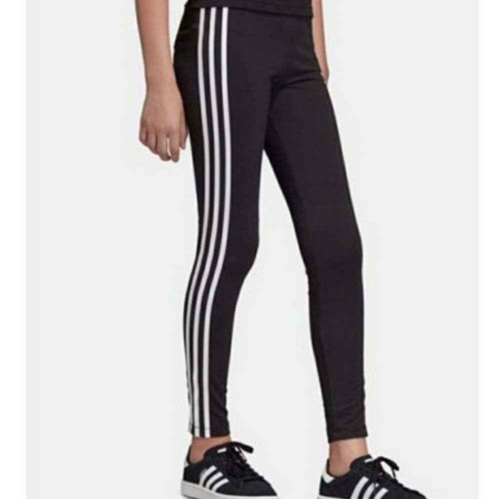 ๐๏ธ Adidas tee - Picture 5 of 5
